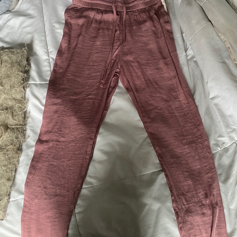 5/$25 Silk/satin pants
